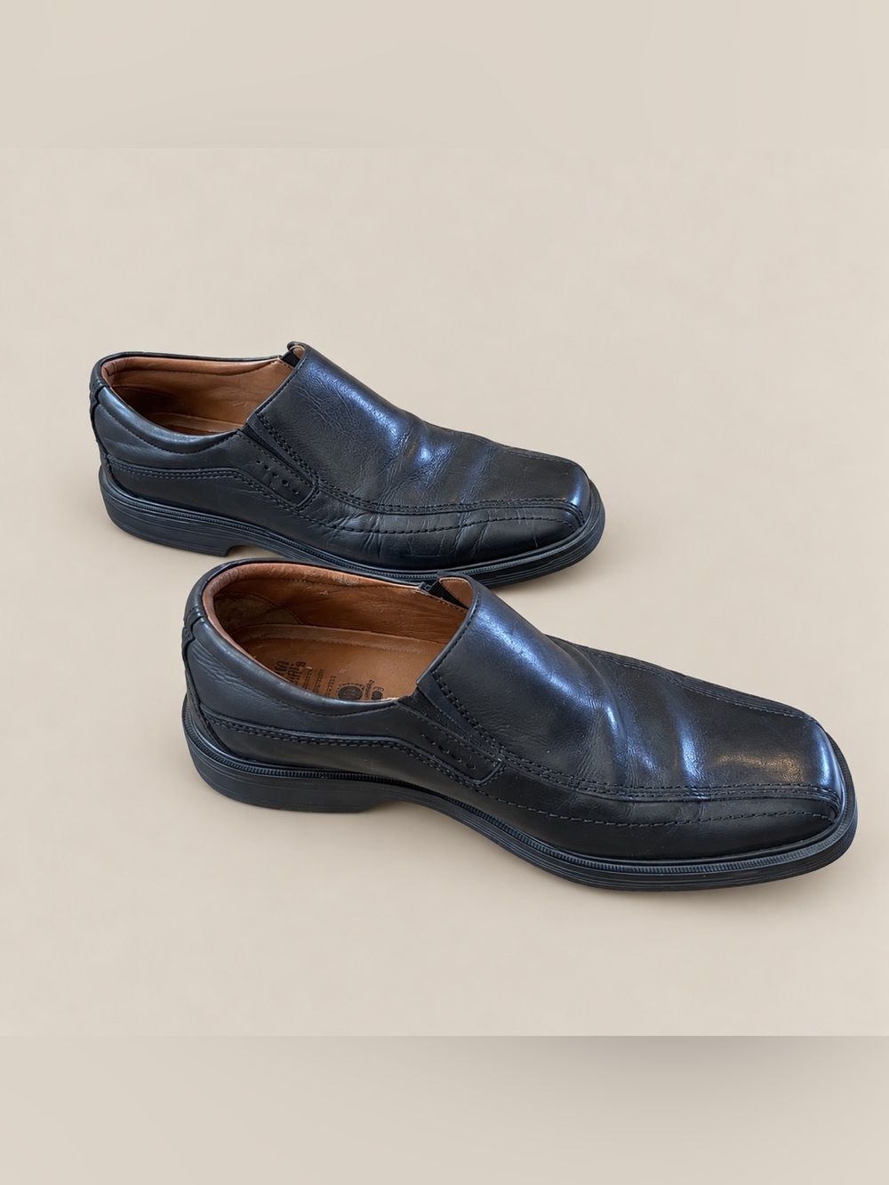 Johnston & Murphy XC4 Men’s 9.5 XW Black Leather Waterproof Slip-On Loafers